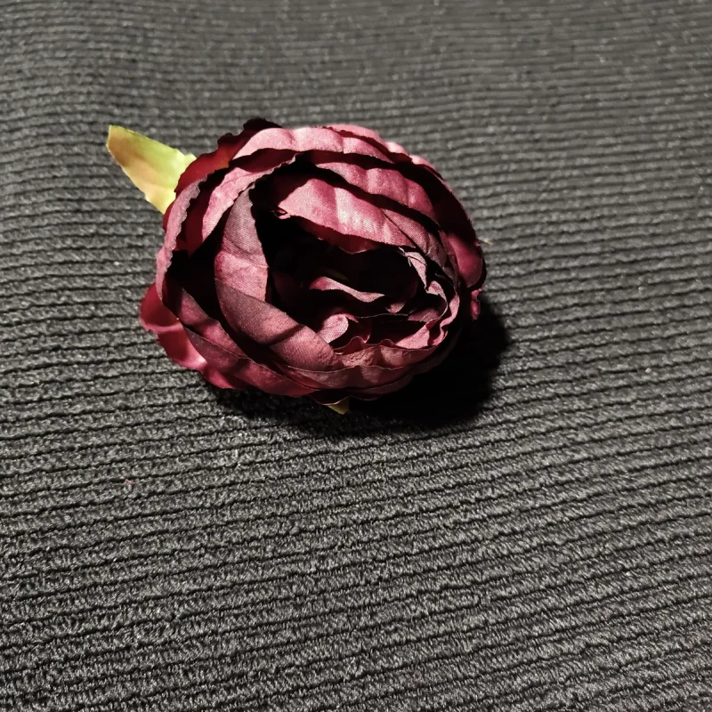 Peonia wyrobowa (Ciemny Fiolet)
