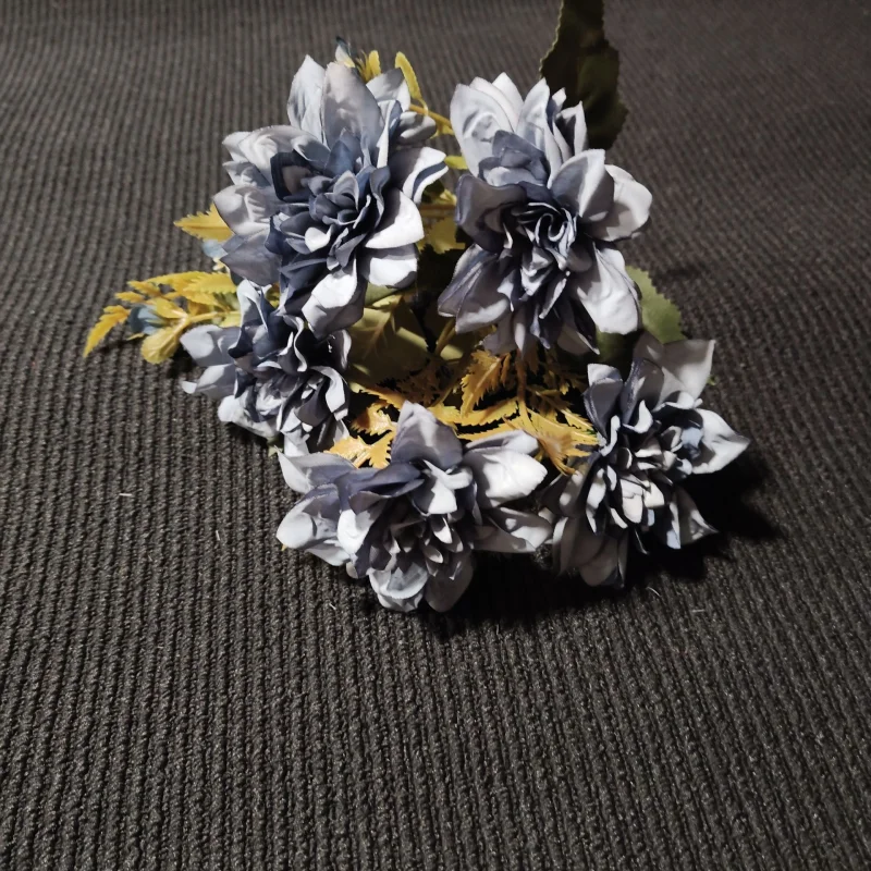 Bukiet Dalia , 30 cm (Niebieski)