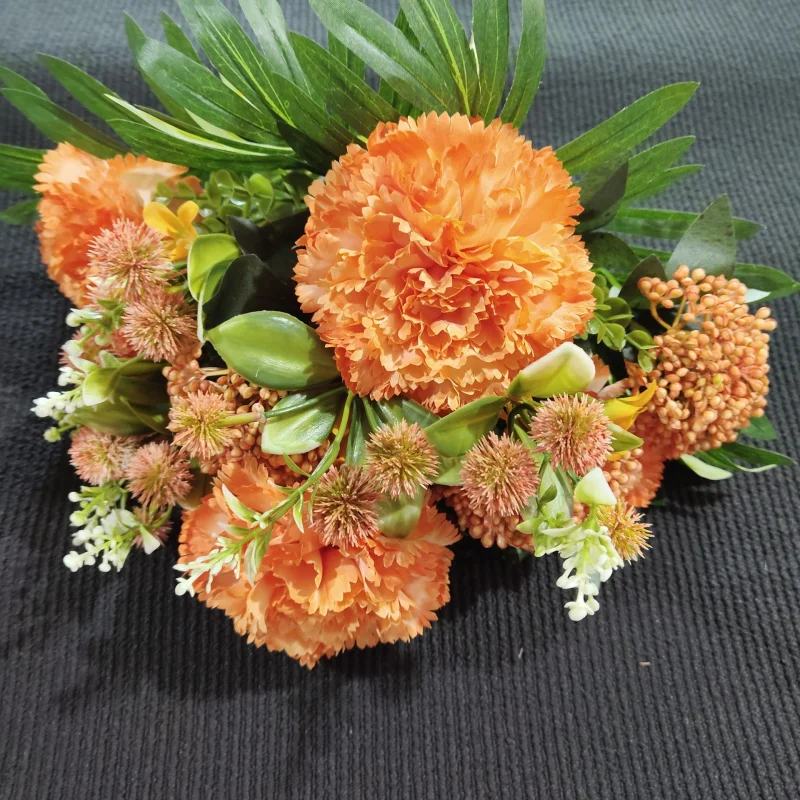 Pomarańczowy