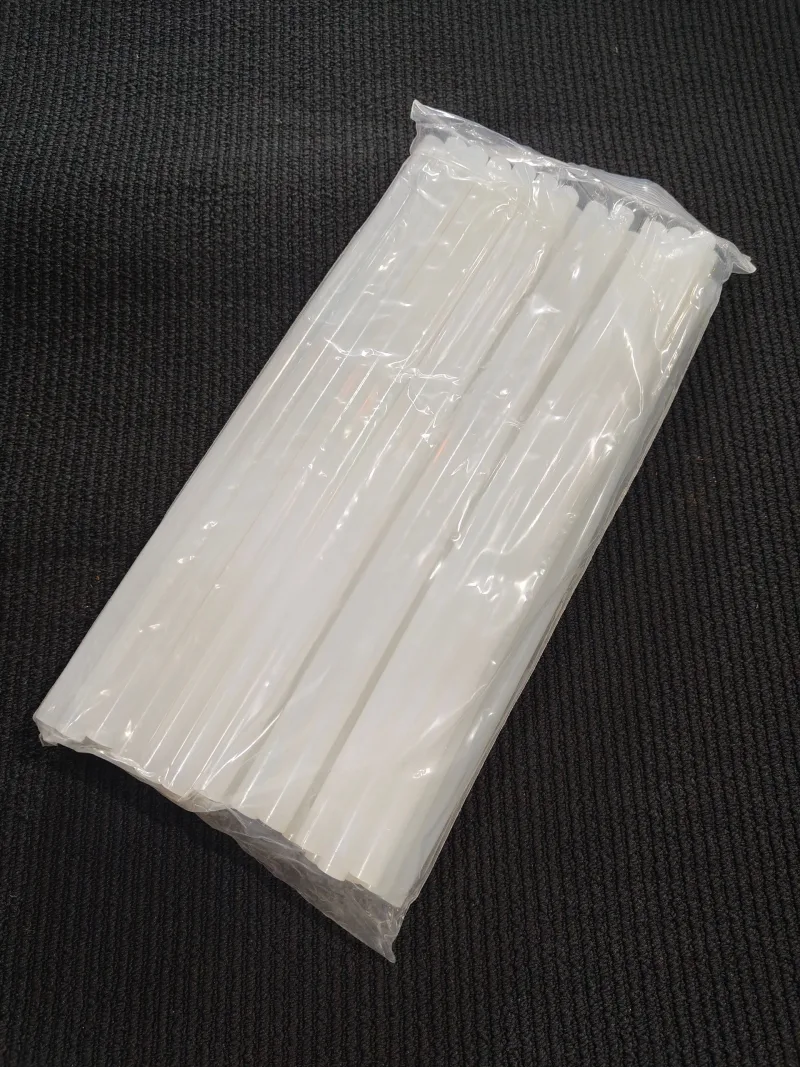 Klej 1kg Mleczny